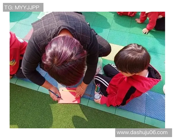 《探索水果的世界：从营养价值到健康益处，带你领略五彩斑斓的水果盛宴》